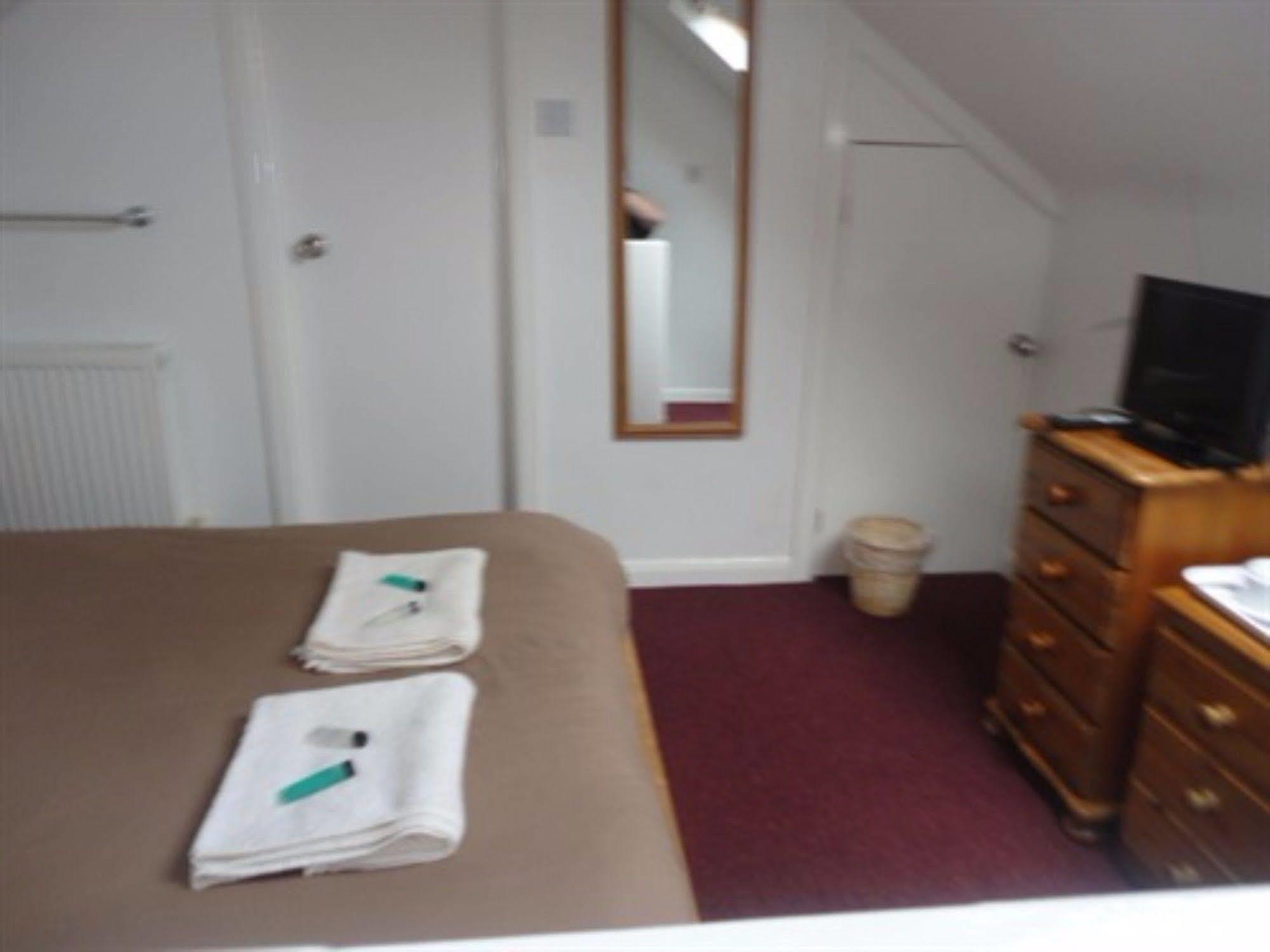 Charlotte Guest House Уэймут Экстерьер фото