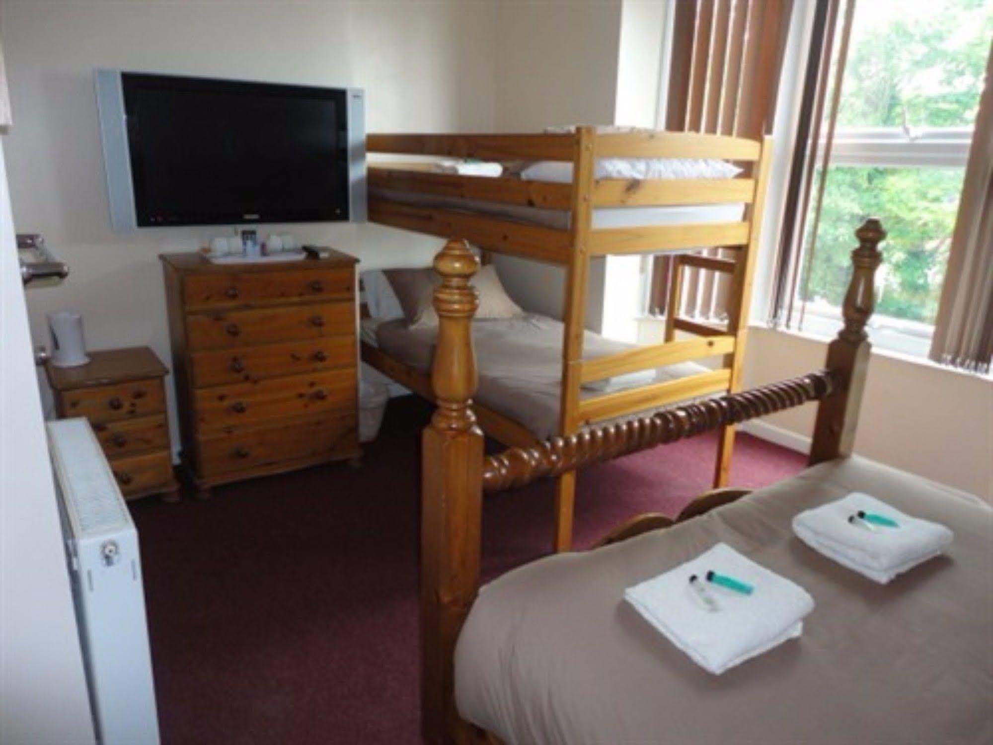 Charlotte Guest House Уэймут Экстерьер фото