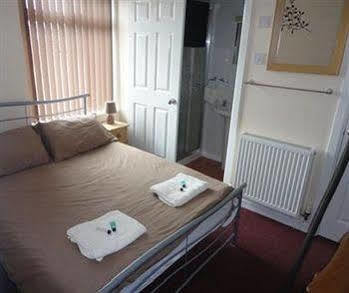 Charlotte Guest House Уэймут Экстерьер фото